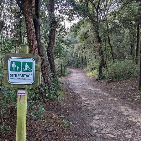 木屋 Charming Just Steps From The Sea 滨海拉特朗什